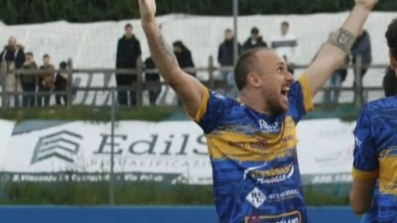 Promozione A, il Kratos vince il derby di Bisignano\u00A0trascinato da Surace: «Mi sento bene,\u00A0scendo in campo con entusiasmo»\n