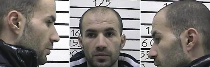 Detenuto sega le sbarre della finestra e si cala giù con le lenzuola annodate: fuga da film dal carcere di Opera\n