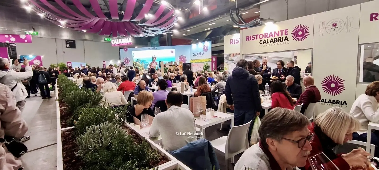 Calabria Straordinaria ad Artigiano in Fiera 2025: un viaggio tra identità, tradizione\u00A0e creatività\n