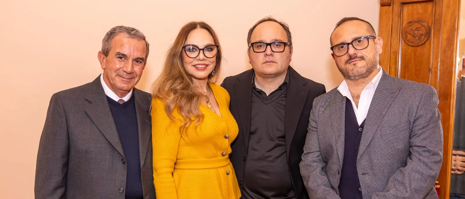 La Locride abbraccia Ornella Muti: successo per la seconda edizione del Premio «Incontri Notevoli 2025» a Gerace\n