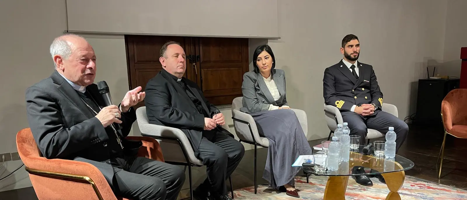 Salvataggi in mare e corridoi umanitari per rispondere all’emergenza migranti, focus a Roccella Jonica\n