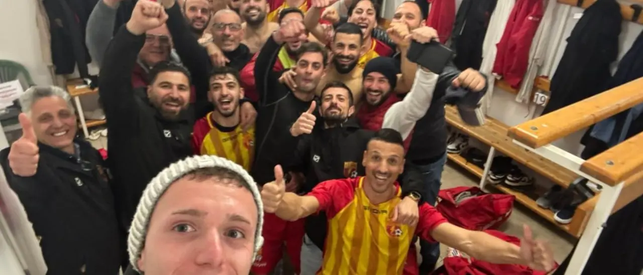 Terza Categoria, l’impeto del Fulmine Sorianello e di bomber Carchidi sommerge la capolista Serra San Bruno. Tris del Pernocari\n