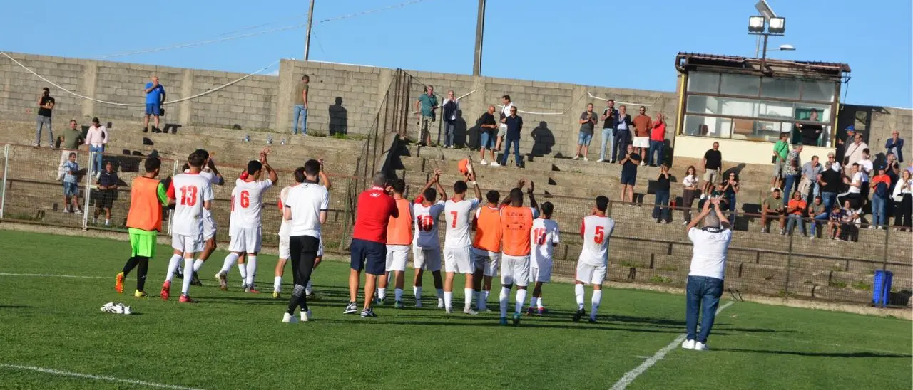 Promozione B, Sc Soverato per la prima volta al vertice. Sisi: «Non ci nascondiamo, ma ci sono squadre più forti»\n