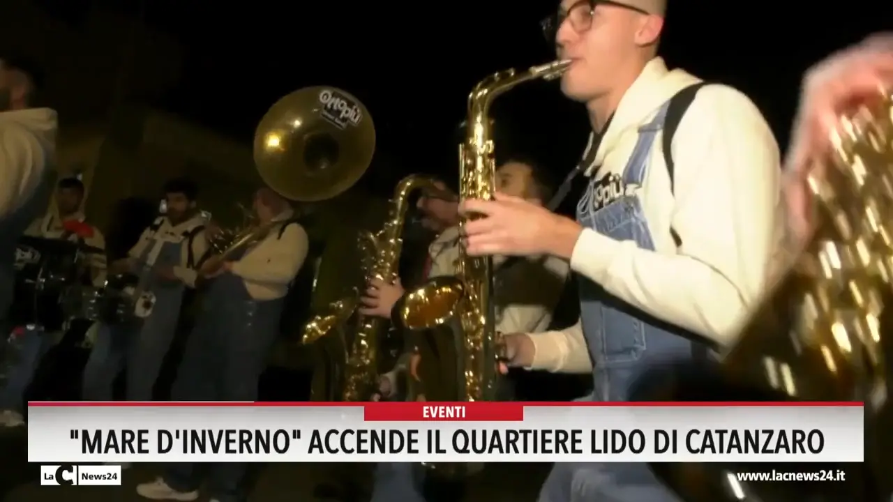 Mare d'inverno accende il quartiere Lido di Catanzaro