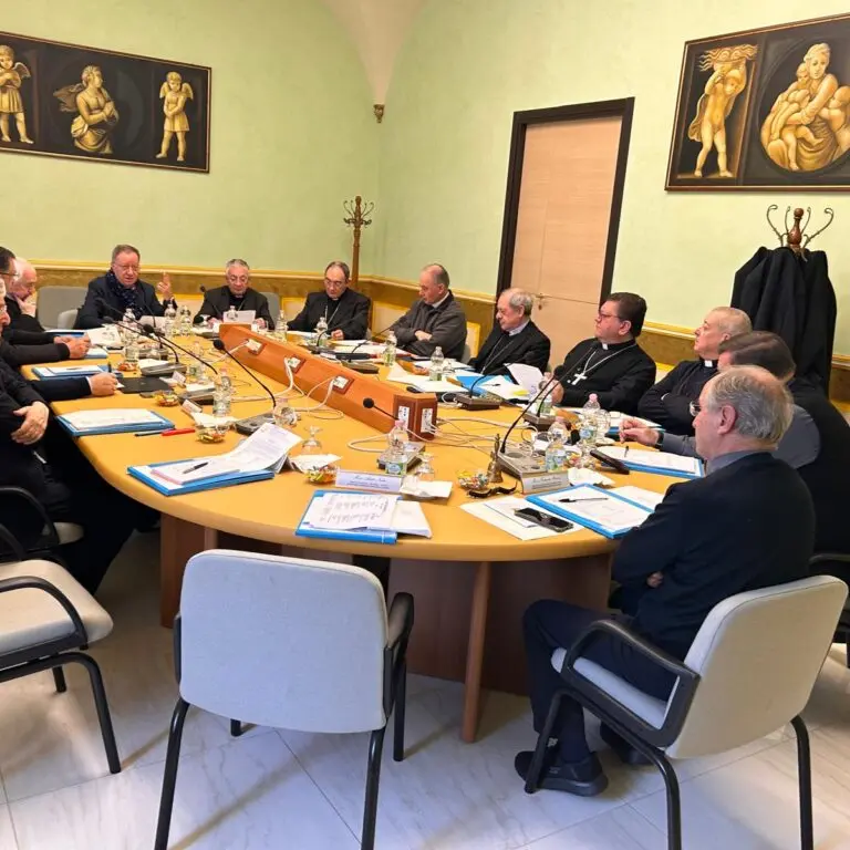 Catanzaro, la Cec inaugura l'anno accademico dell’Istituto teologico e riflette sul fine-vita