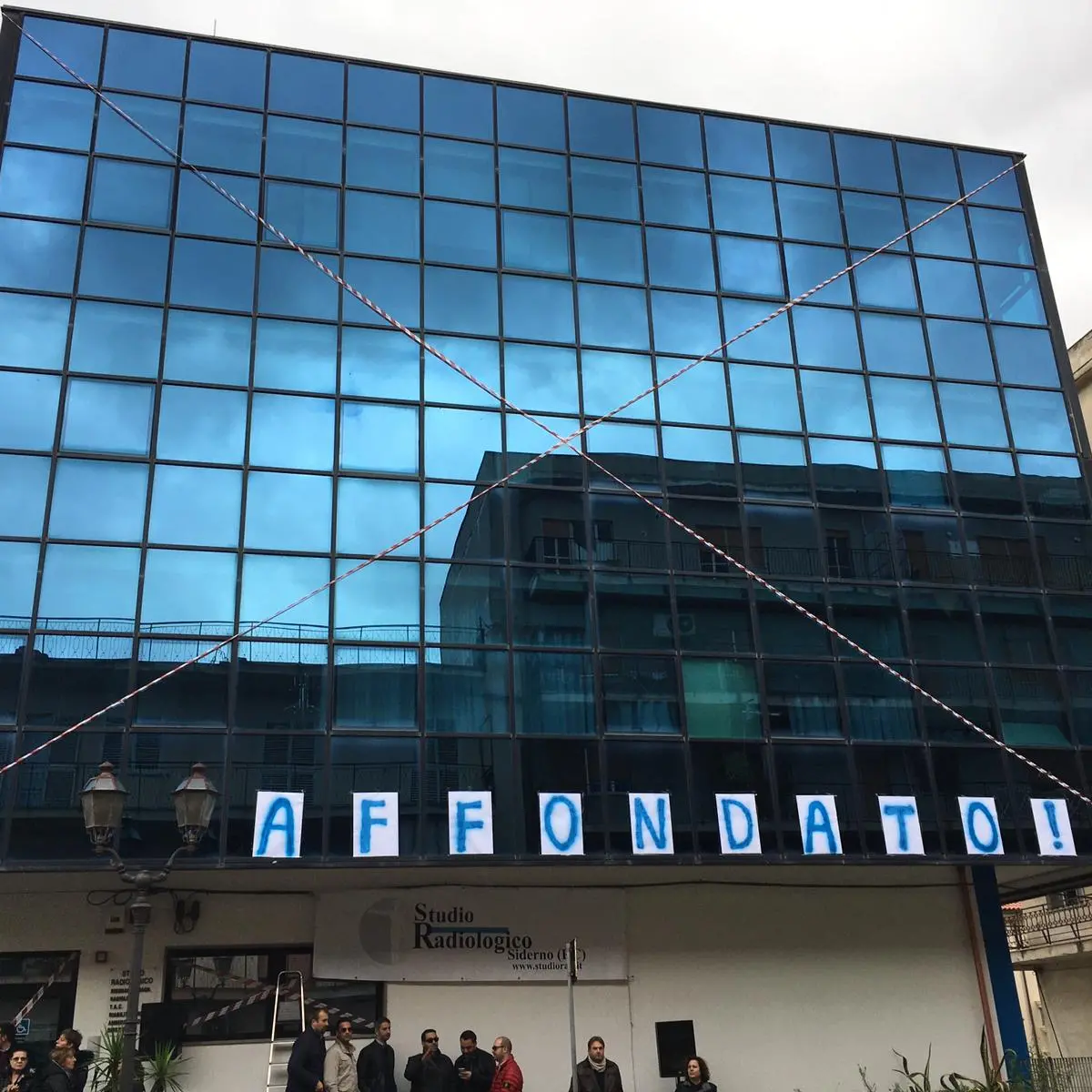 Cresce l'allarme per il Radiologico di Siderno, il Tribunale per i diritti del malato insorge: «Scelta folle»\n