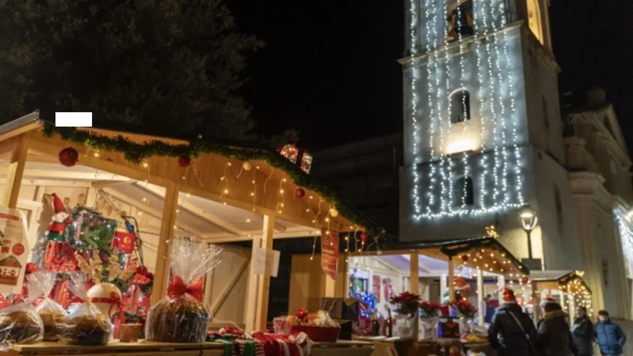 Mbuzat Emozione: a San Giorgio Albanese\u00A0i “Mercatini di Natale 2025” tra luci, sapori e tradizione\n