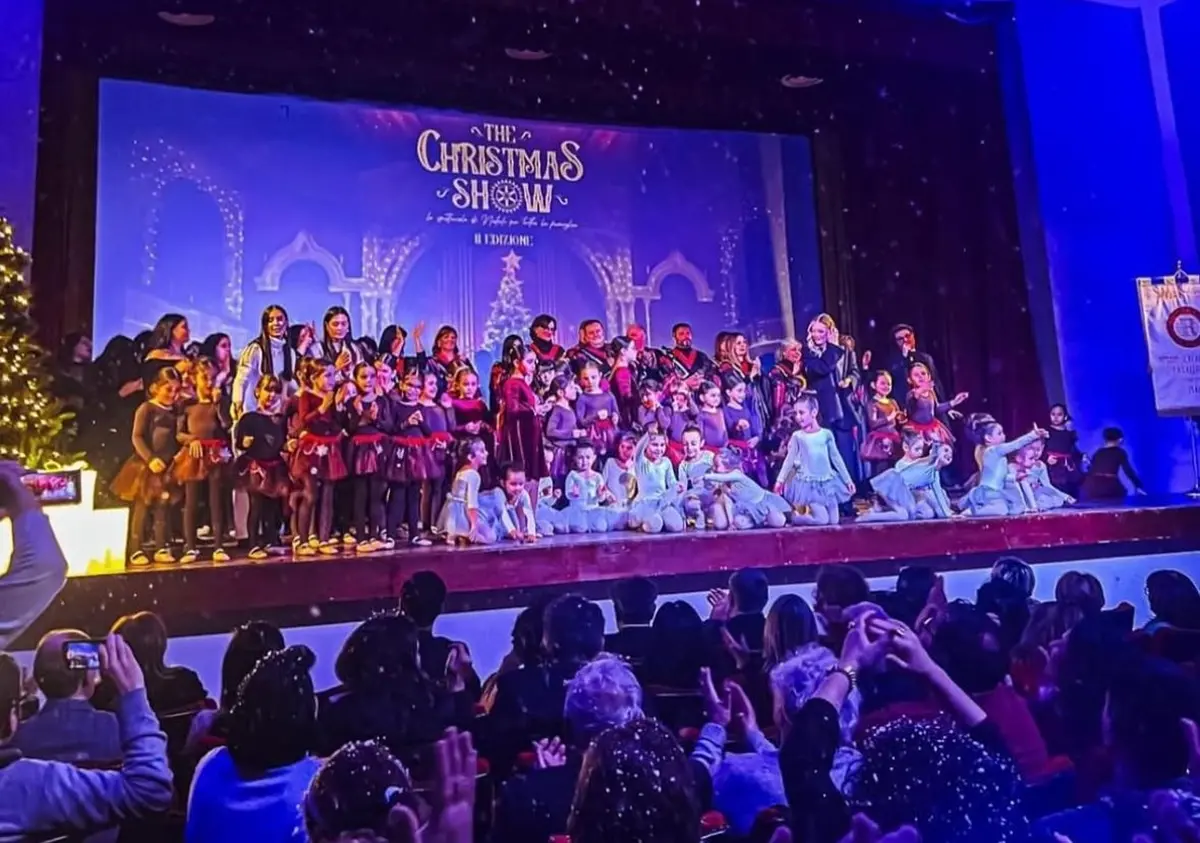 Al cine teatro Odeon di Reggio\u00A0The Christmas Show\u00A0del Rotaract a favore di\u00A0Casa di Benedetta\n