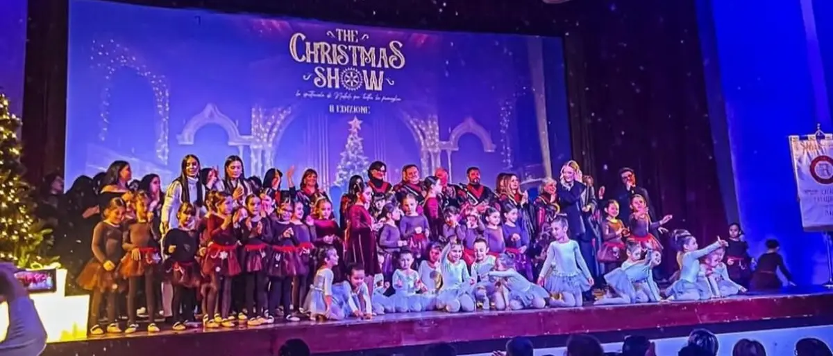 Al cine teatro Odeon di Reggio\u00A0The Christmas Show\u00A0del Rotaract a favore di\u00A0Casa di Benedetta\n