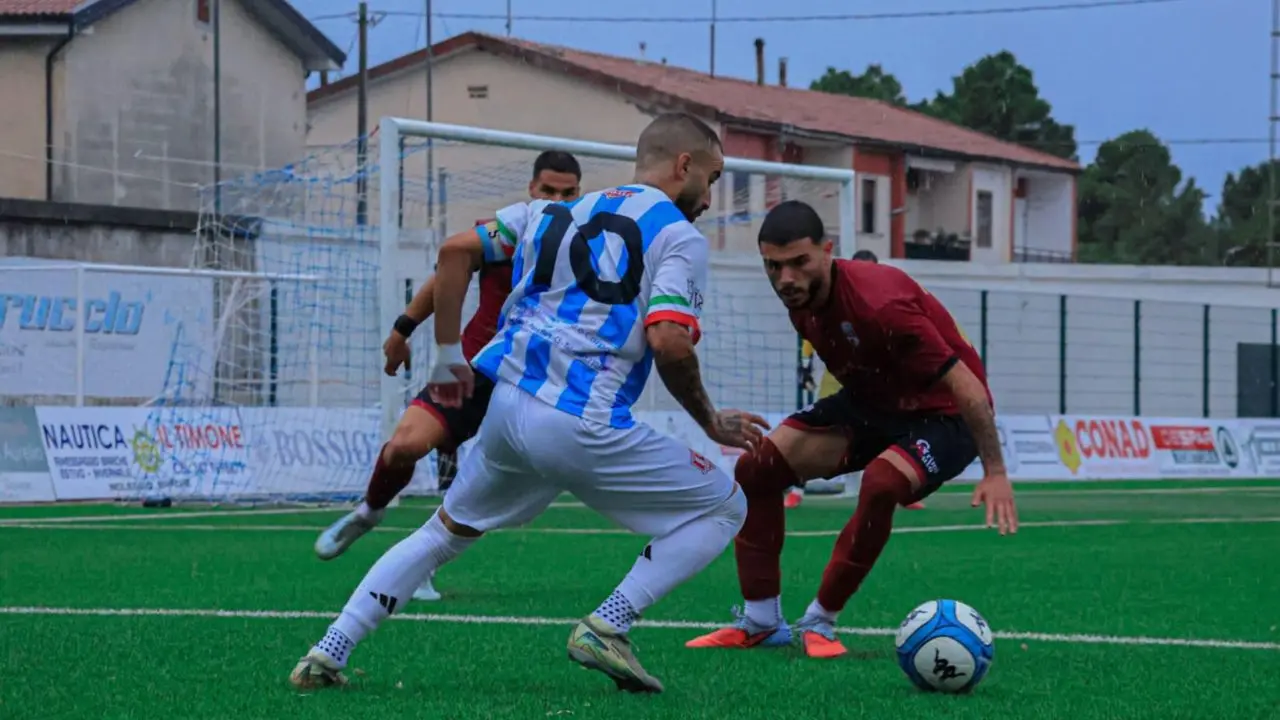 Eccellenza, Praiatortora deciso a restare in vetta. Petrone: «Vogliamo essere protagonisti»\n\n\n