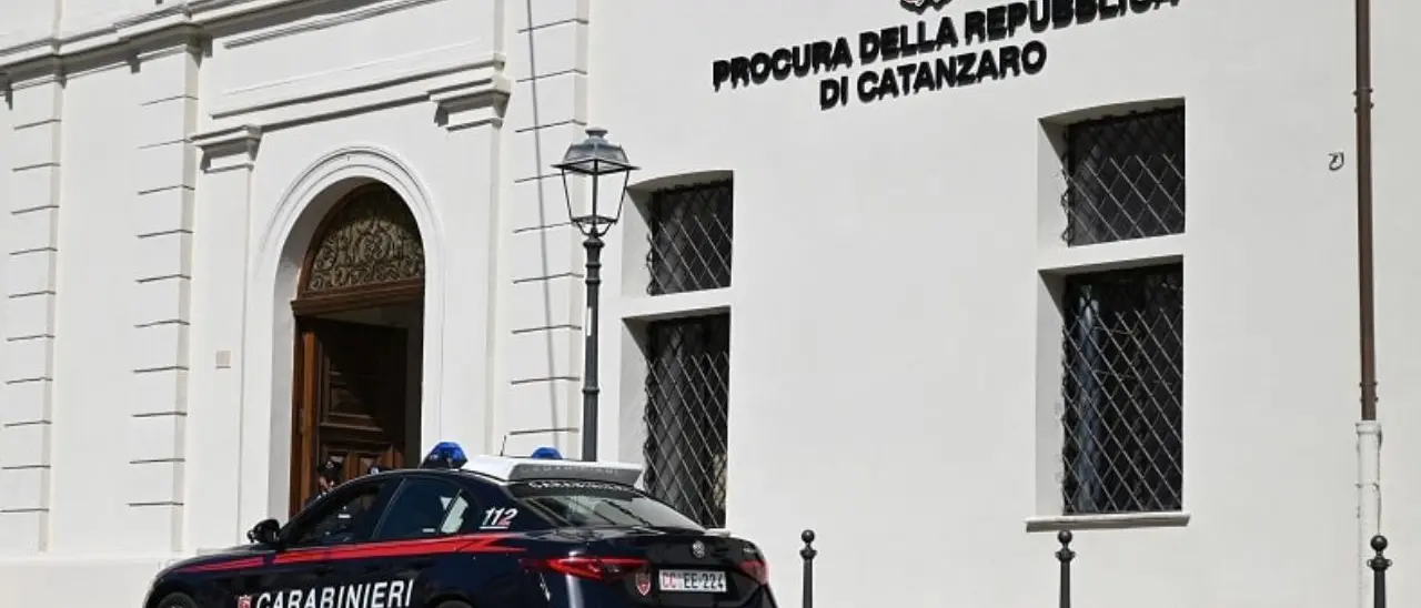 ‘Ndrangheta a Isola Capo Rizzuto, le cosche tra nuove leve e investimenti al Nord:\u00A0chiuso il cerchio per 29 indagati - NOMI