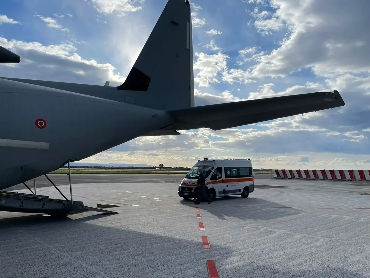 Da Lamezia a Roma volo salvavita dell'Aeronautica\u00A0militare per un bimbo calabrese di soli due mesi