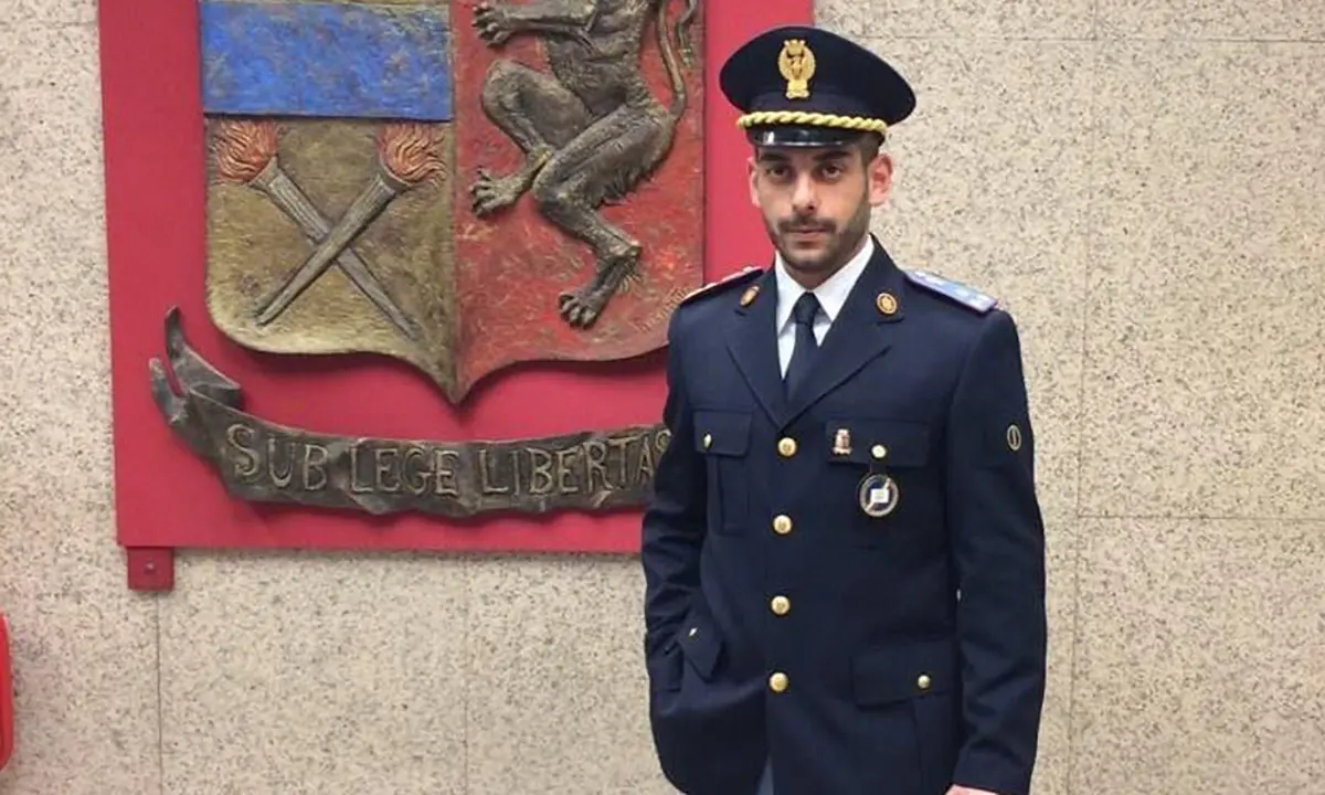 La Polizia di Stato rende omaggio al Commissario Capo Dr. Antonio Trotta, esempio di grande dedizione e senso del dovere\n