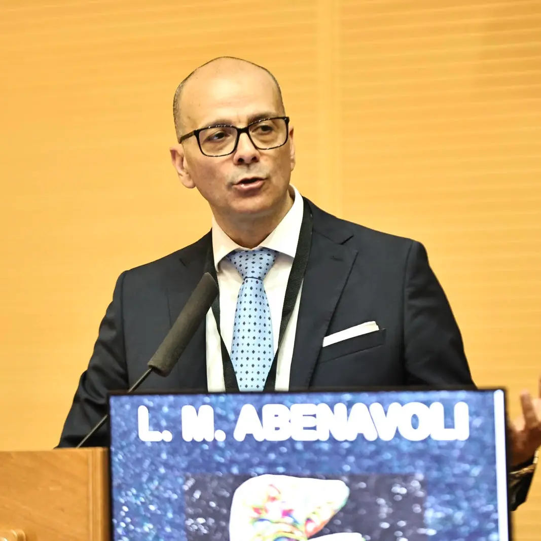 Fegato grasso e cuore, Abenavoli: «Molti infarti senza sintomi, Dieta Mediterranea strumento chiave per la prevenzione»\n