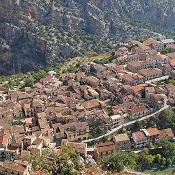La magia del Natale prende vita a Civita: presepe vivente, sapori e musica d’autore