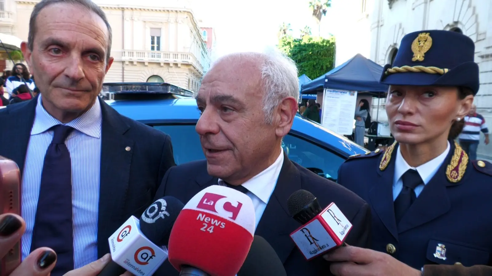 «La cultura è il nostro punto di svolta»: il Questore La Rosa \"accende\" il Natale con il Concerto della Polizia di Stato\n