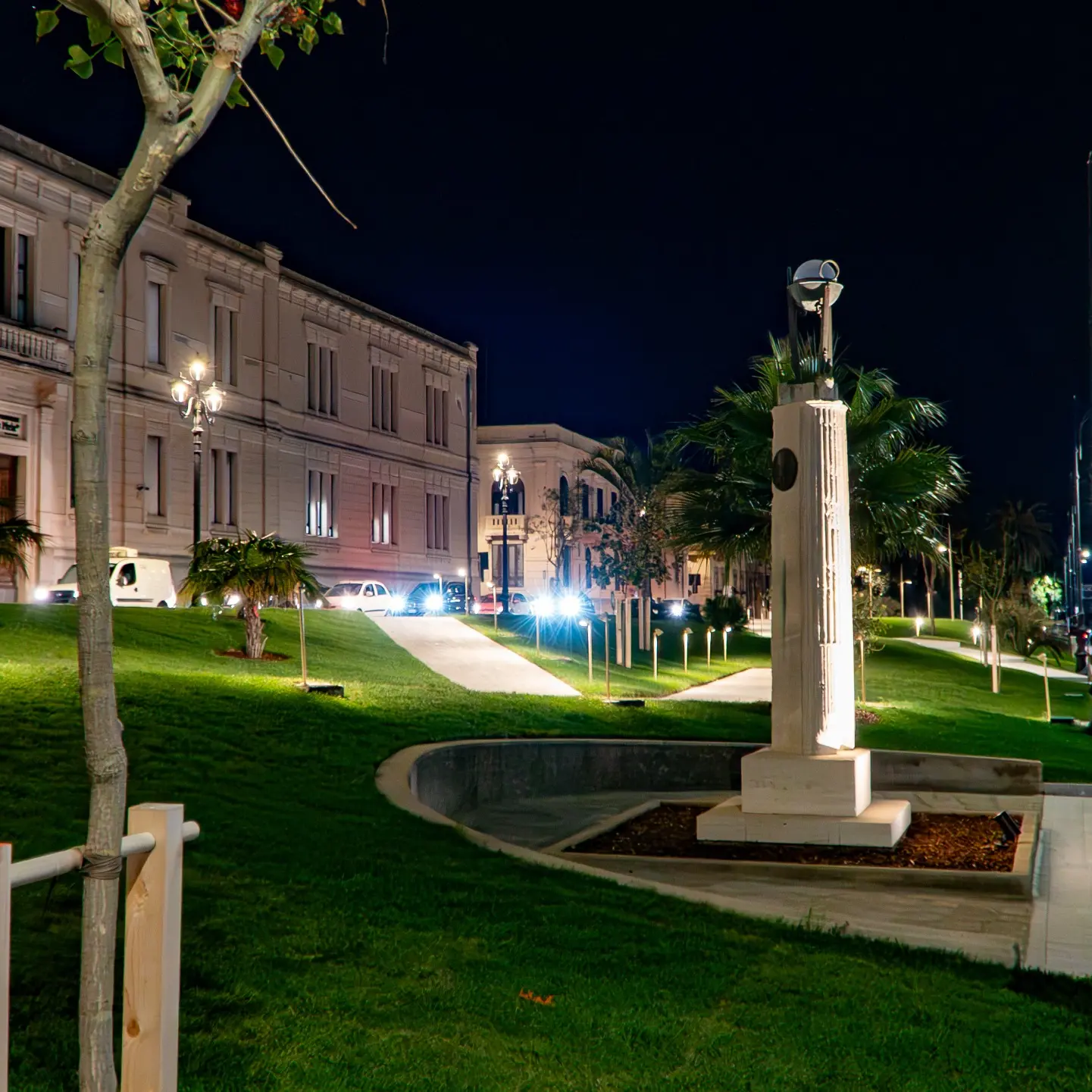 Ok in Giunta al parcheggio gratuito su Corso Matteotti durante le festività. Tripodi: «Così investiamo sul commercio di prossimità»\n