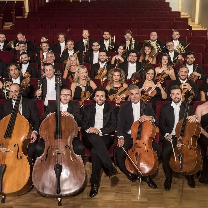 Polis Cultura torna al Cilea: nel 2026 arrivano «Pagliacci» e «Tosca» con Arlìa e De Carlo\n