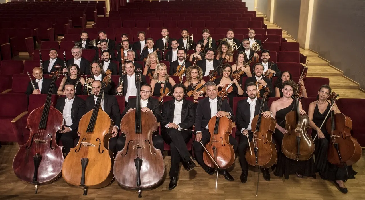 Polis Cultura torna al Cilea: nel 2026 arrivano «Pagliacci» e «Tosca» con Arlìa e De Carlo\n