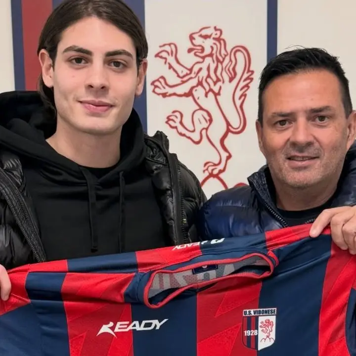 Serie D, la Vibonese riabbraccia Jacopo Del Bello: il portiere torna a vestire la maglia rossoblù