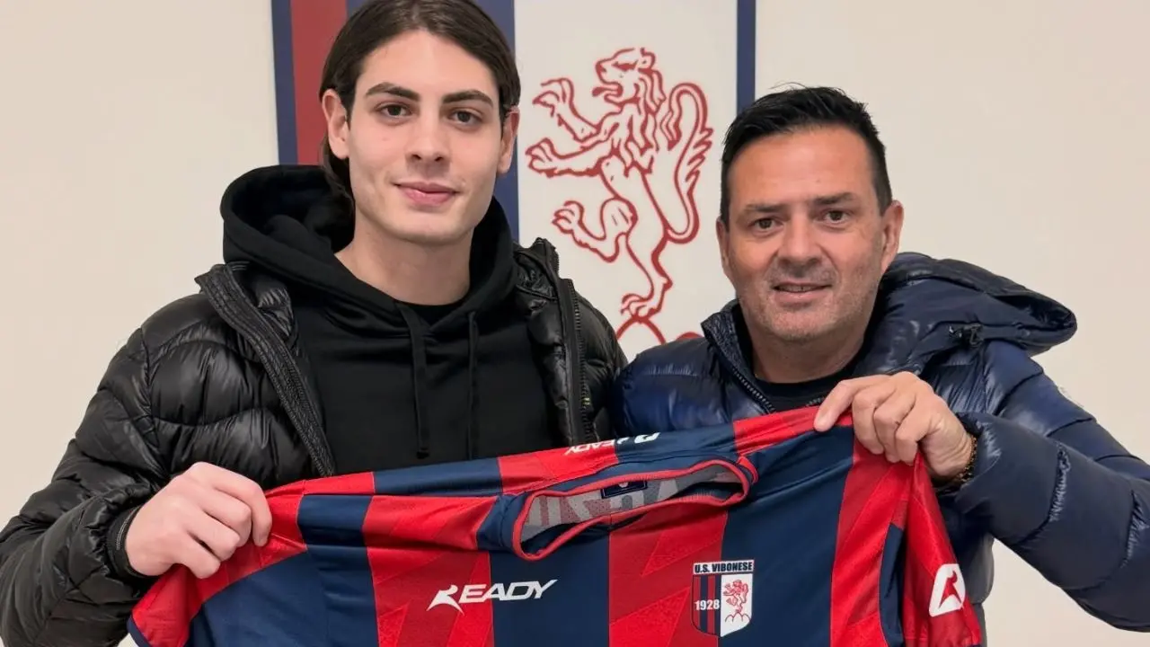 Serie D, addii e ritorni in casa Vibonese: i rossoblù riabbracciano il portiere Jacopo Del Bello