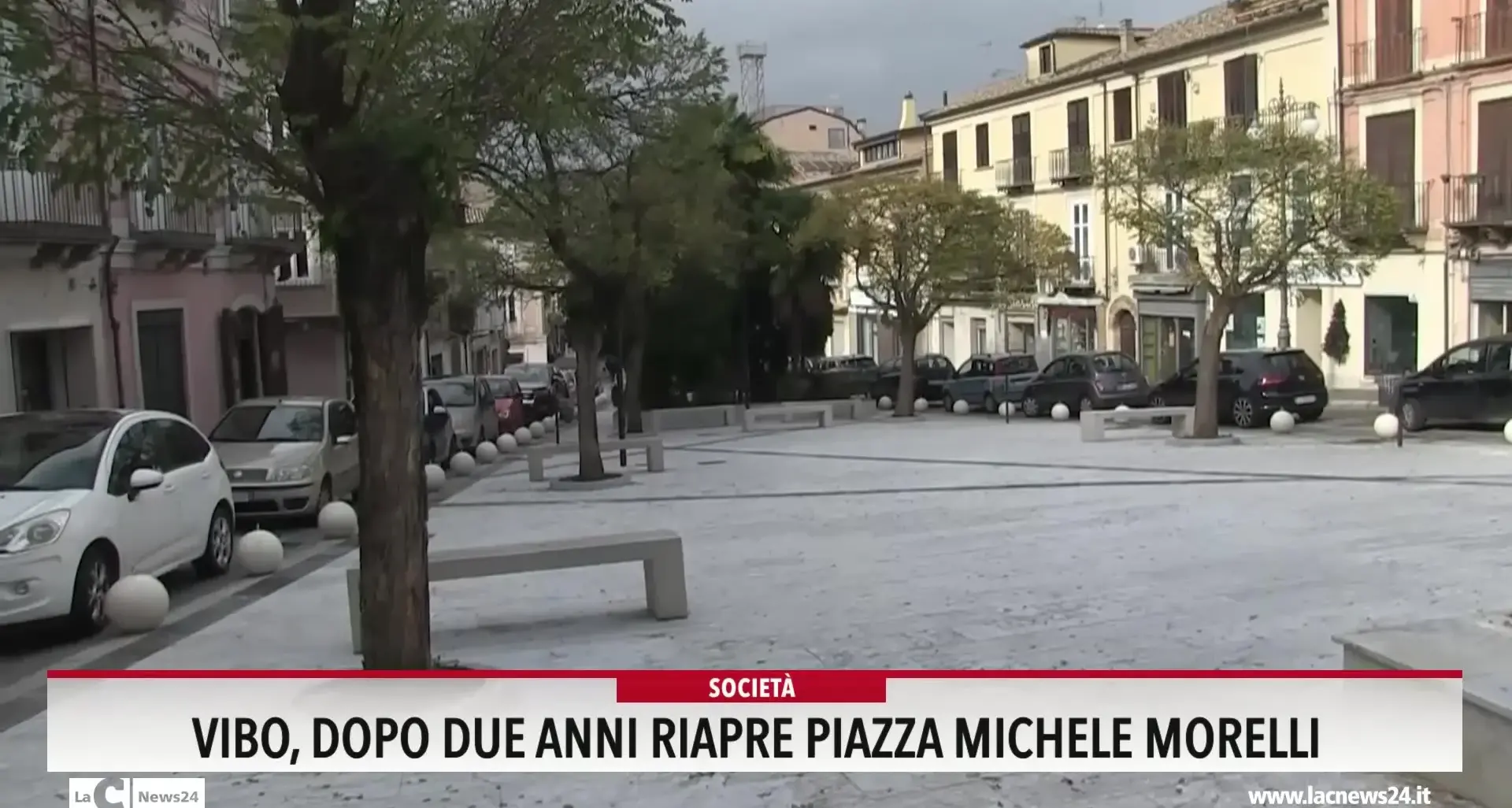 Vibo, dopo due anni riapre piazza Michele Morelli
