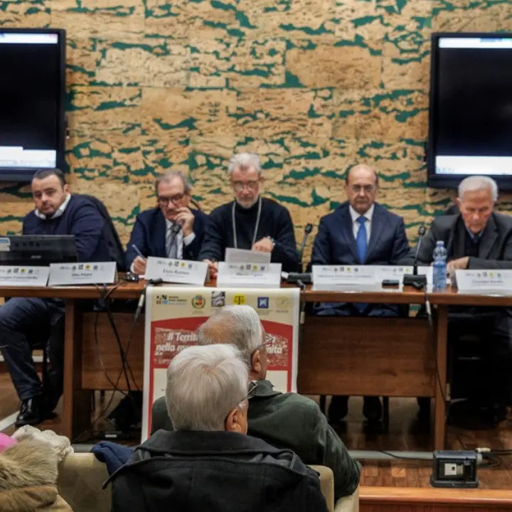 Sanità, Ali di Vibonesità fa il punto dopo il vertice in Regione ma i commissari Asp non si presentano: «Assenza discutibile»\n