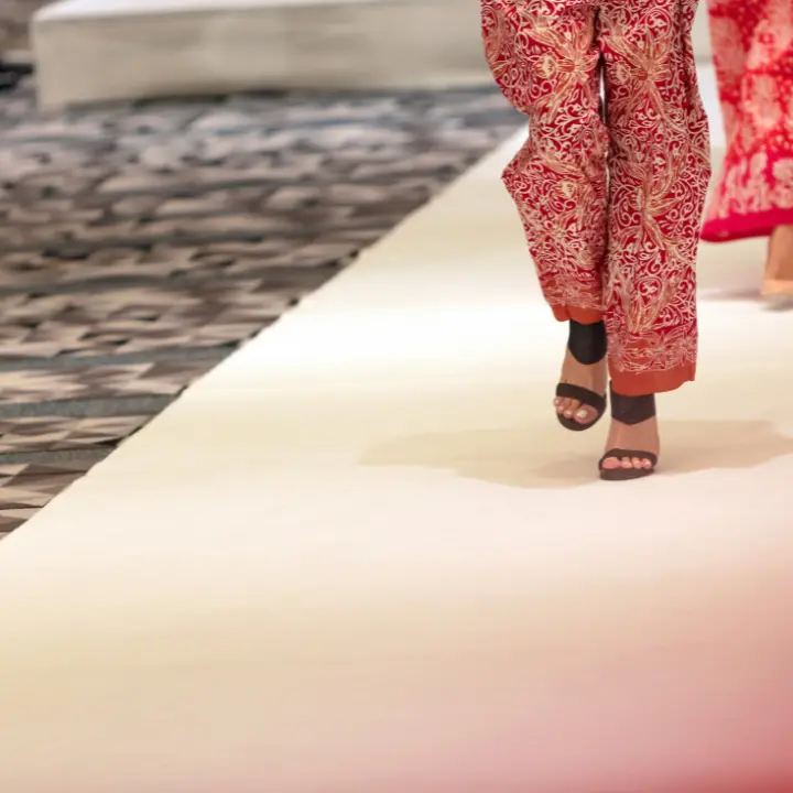 “Hope, la speranza in passerella” a Cosenza: moda, arte e solidarietà per sostenere le donne nel percorso contro il tumore\n