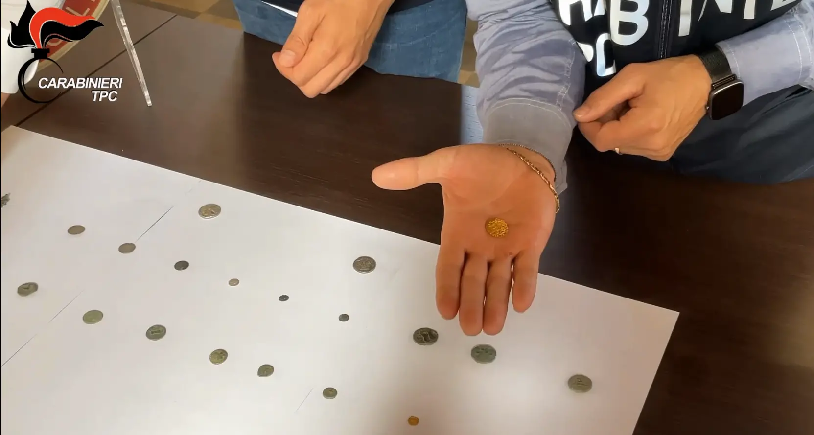 Rubavano reperti archeologici nei parchi di Scolacium, Antica Kroton e Capolonna: sgominata rete di tombaroli al servizio della ‘ndrangheta