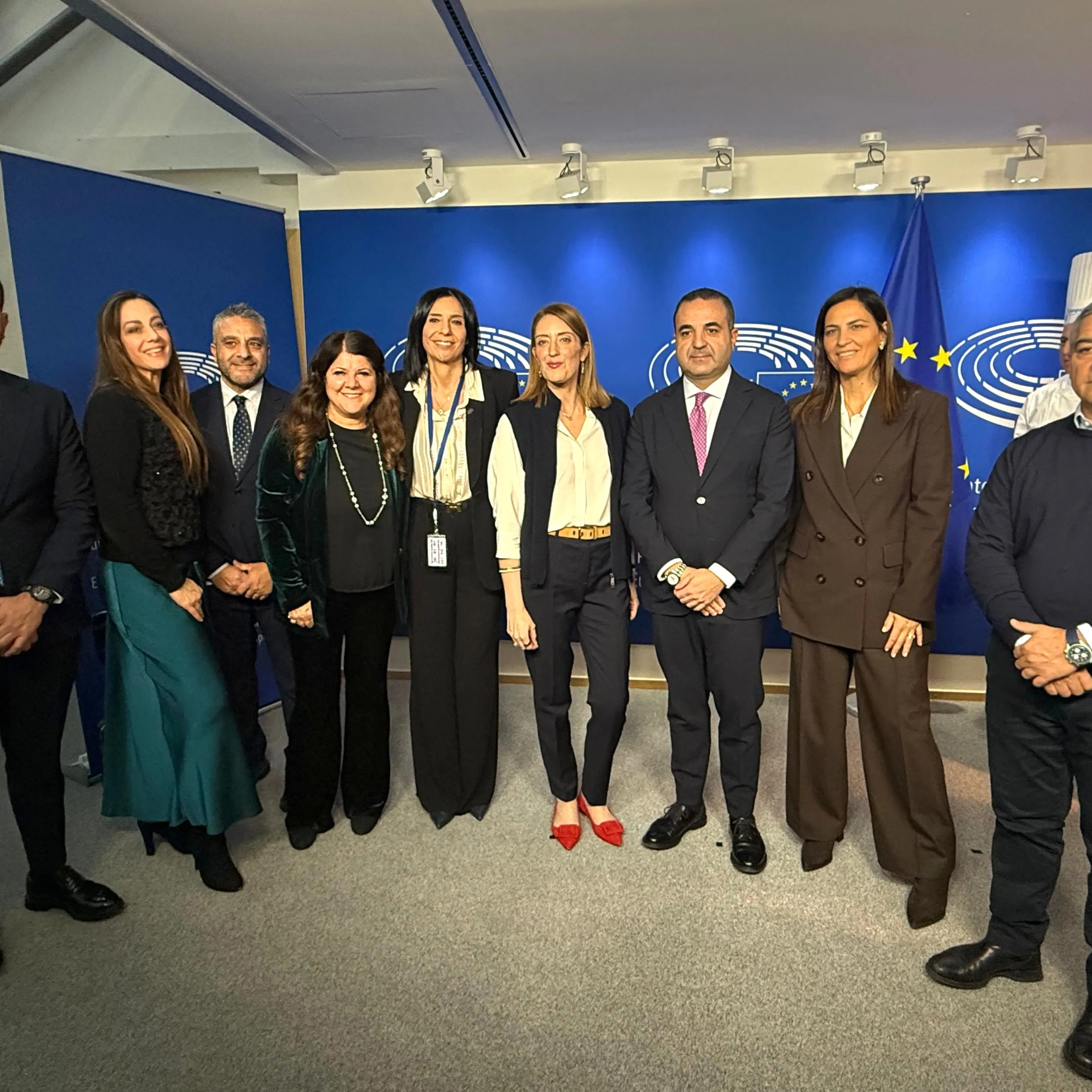 Cannizzaro esalta la Calabria a Bruxelles: «Ha fatto vibrare il cuore d’Europa»\n