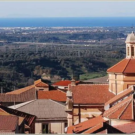 Laureana di Borrello senza linea telefonica e linea internet, i consumatori insorgono\n