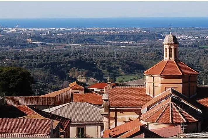 Laureana di Borrello senza linea telefonica e linea internet, i consumatori insorgono\n