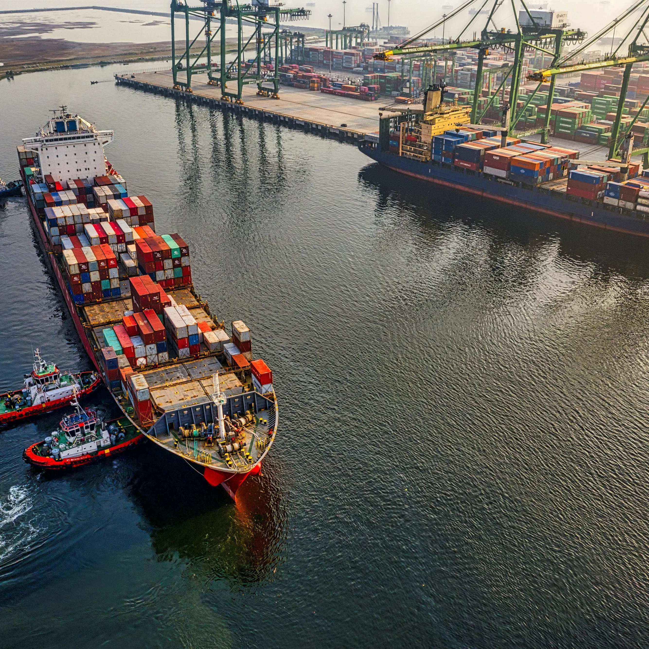 Cresce l’export calabrese, si avvicina il traguardo del miliardo di commercio con l’estero\n