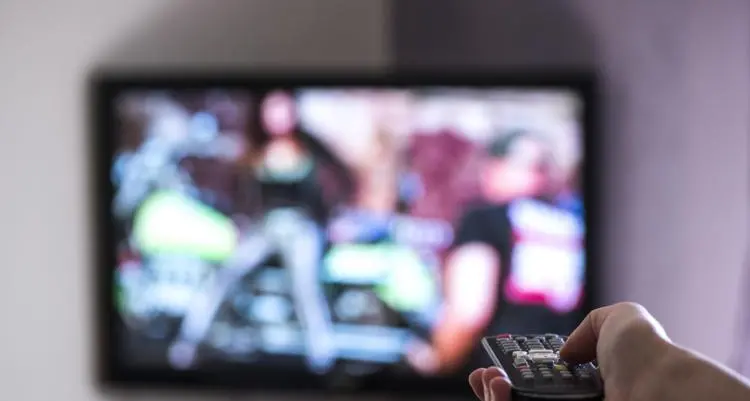 Taglio da 20 milioni alle tv e radio locali,\u00A0associazioni in allarme: «A\u00A0rischio pluralismo e migliaia di posti di lavoro»\n