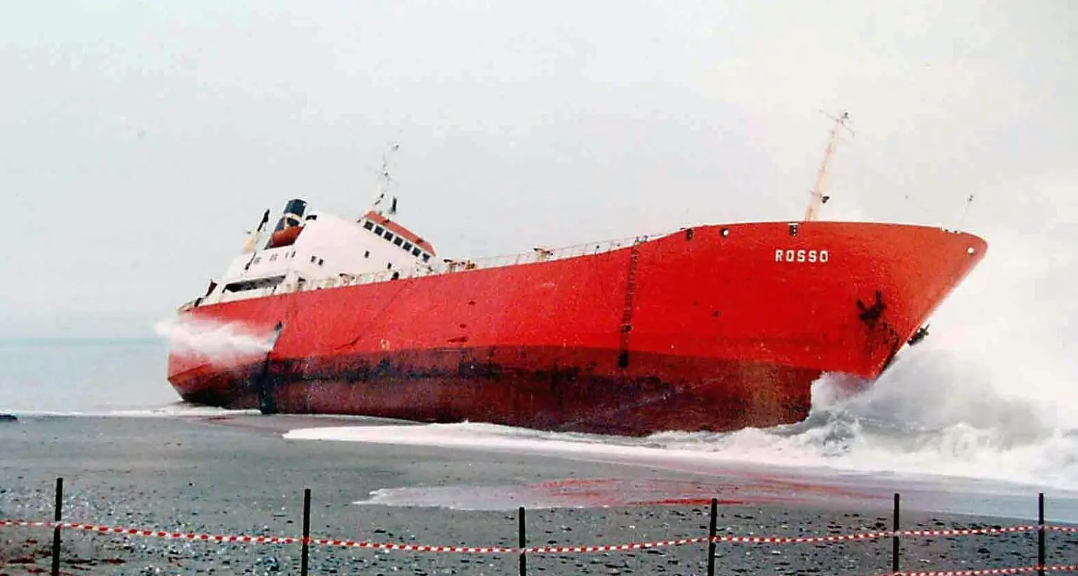 «Giustizia per Natale De Grazia, troppi misteri sulle navi dei veleni»: Legambiente ricorda il capitano a 30 anni dalla morte