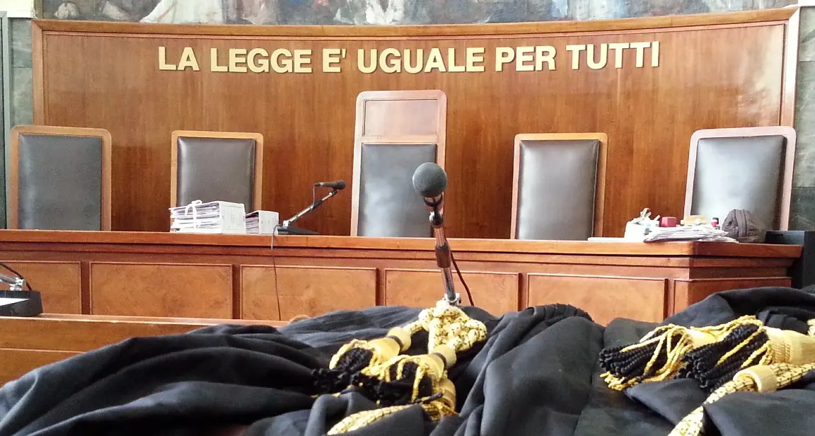 Napoli, si appropriò di 2 milioni di euro della Legione carabinieri: brigadiere condannato a 9 anni\n