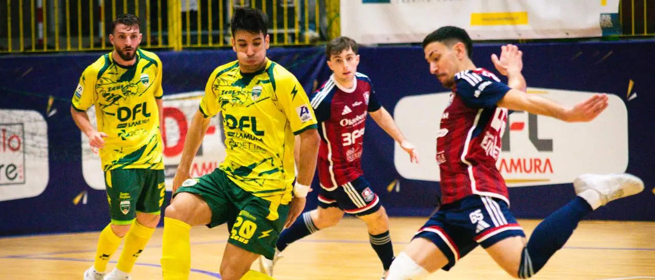 Futsal, la Pirossigeno Cosenza lotta ma non basta: il Sala Consilina vince 2-1\n