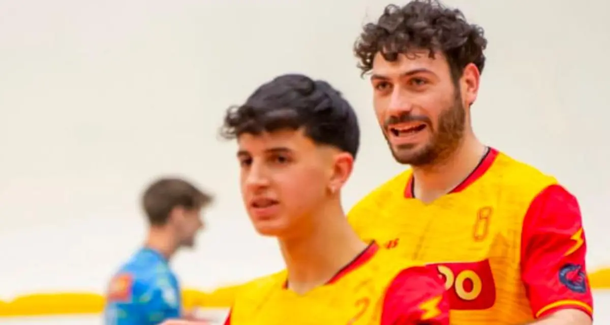 La pallavolo rinasce a Cosenza: una squadra di ragazzi per ripartire\n