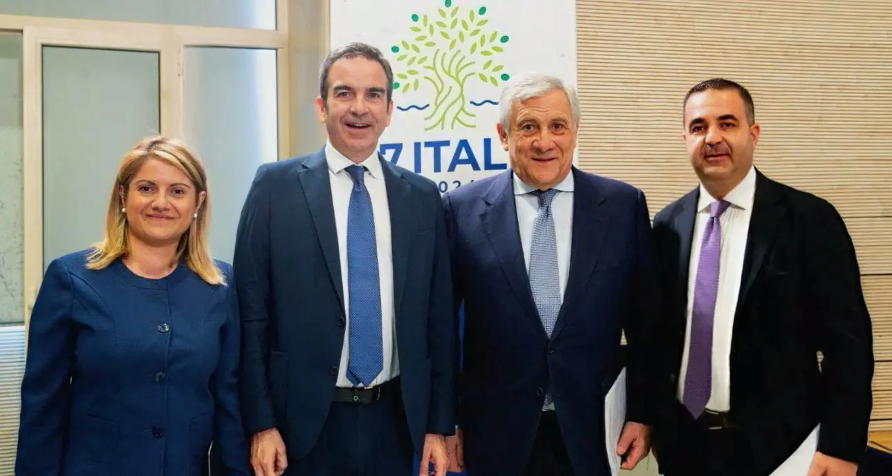 Forza Italia, contromossa (e contro-evento) di Tajani: le manovre per ridimensionare la corrente di Occhiuto\n