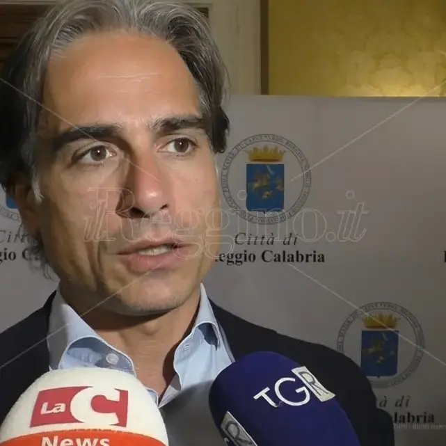 Reggio, il commiato del sindaco Falcomatà per la scomparsa del Presidente Franco Pontorieri\n