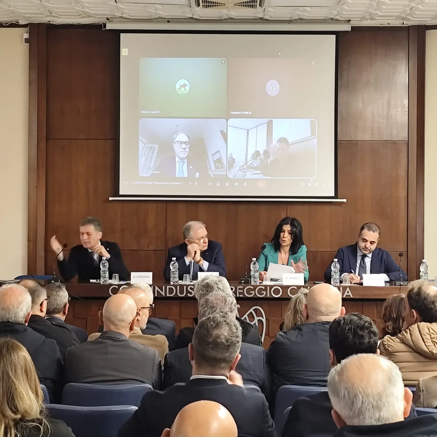 Omnibus, un pacchetto europeo di misure per le imprese: meno burocrazia e più flessibilità\n