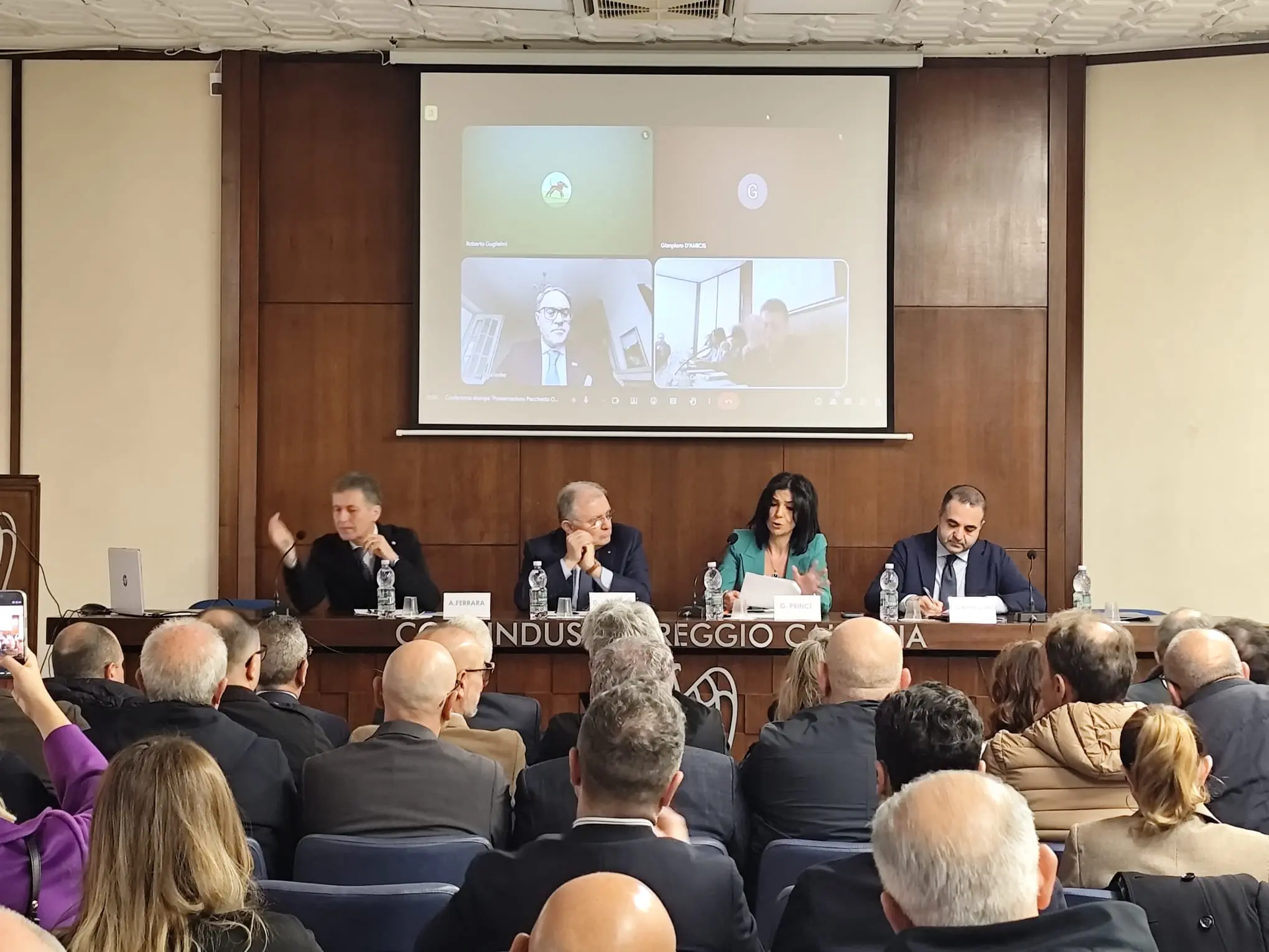 Omnibus, un pacchetto europeo di misure per le imprese: meno burocrazia e più flessibilità\n