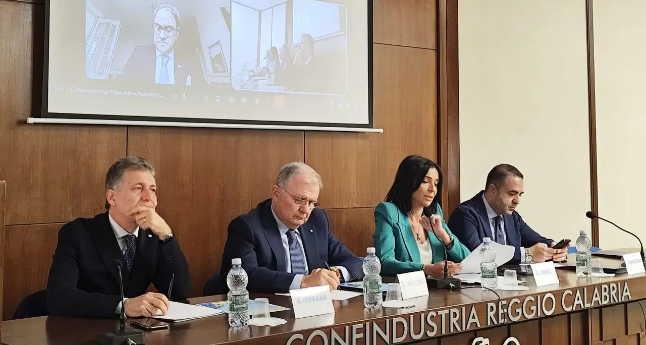 Calabria-Kazakhstan: contatto. Con Omnibus un pacchetto di misure per le imprese: meno burocrazia e più flessibilità