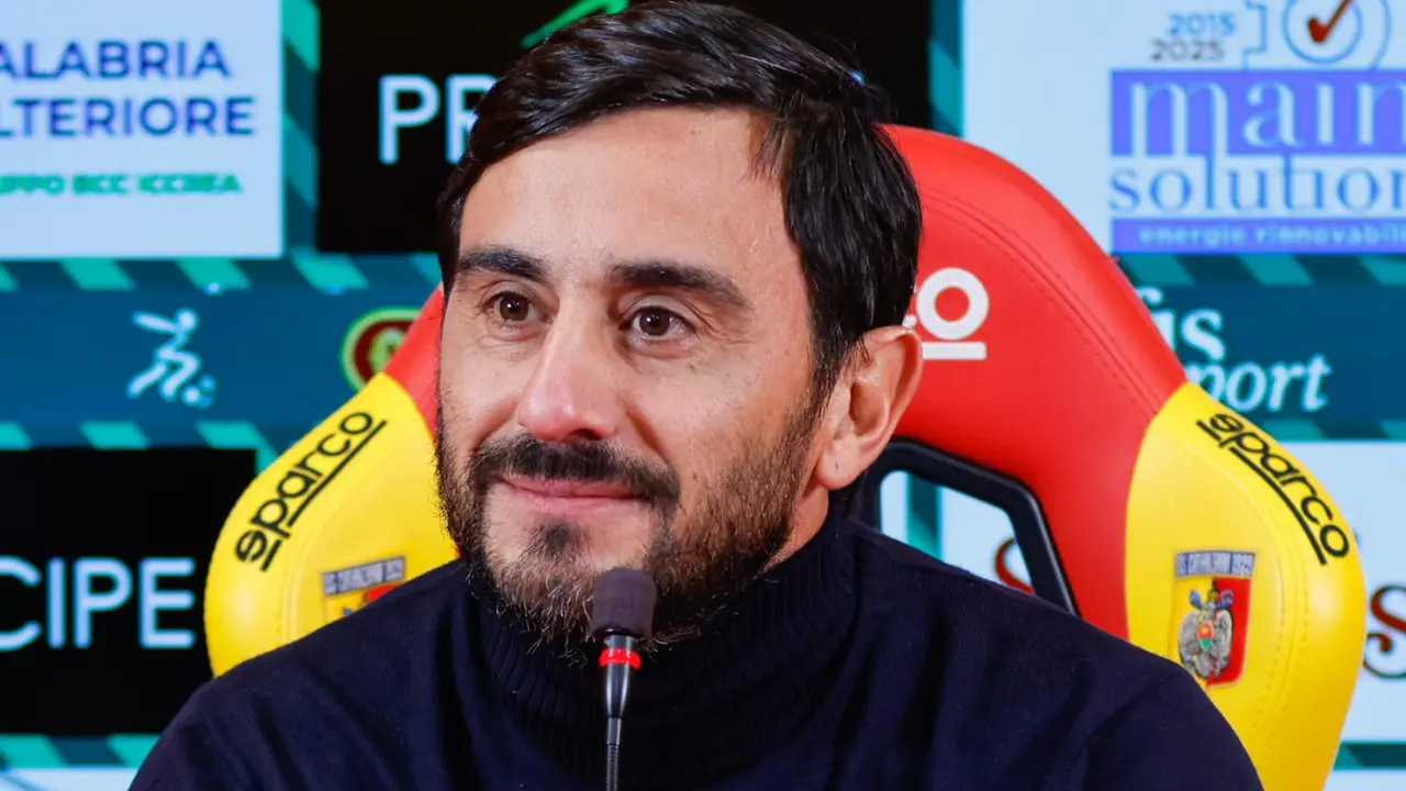 Il Catanzaro batte l’Avellino (1-0), Aquilani: «Vittoria importante, ma dobbiamo alzare il ritmo e crescere ancora»\n