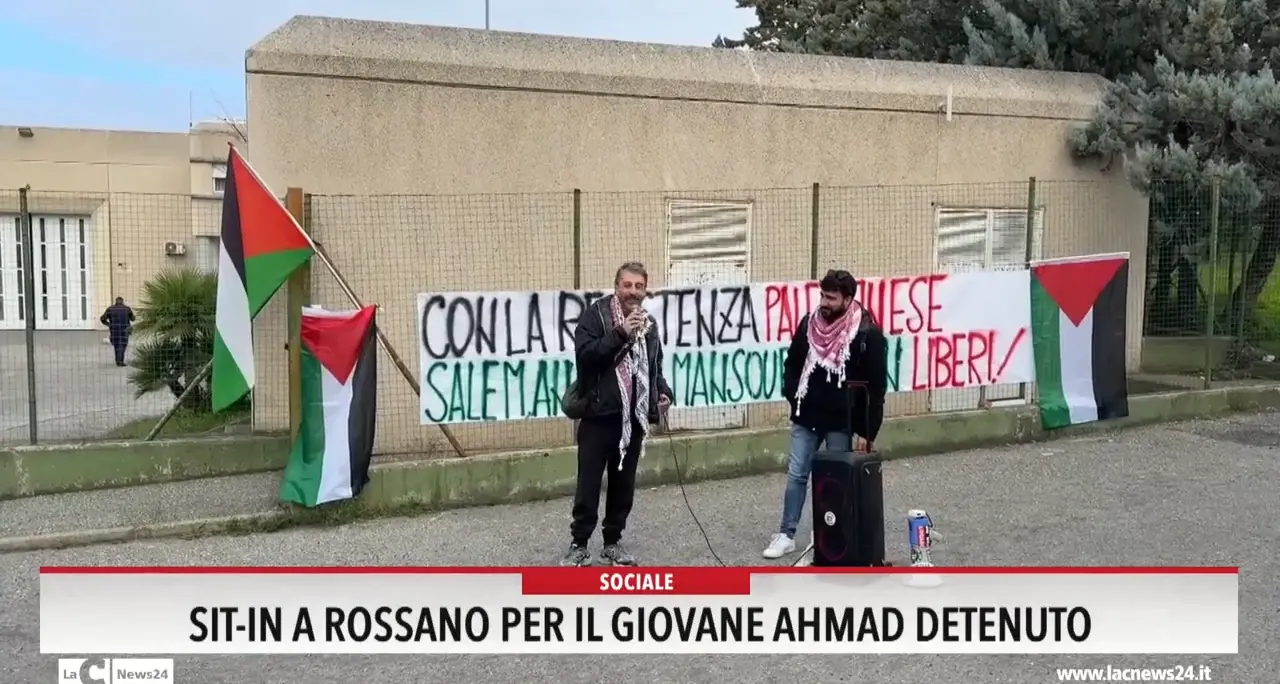 Sit-in a Rossano per il giovane Ahmad detenuto