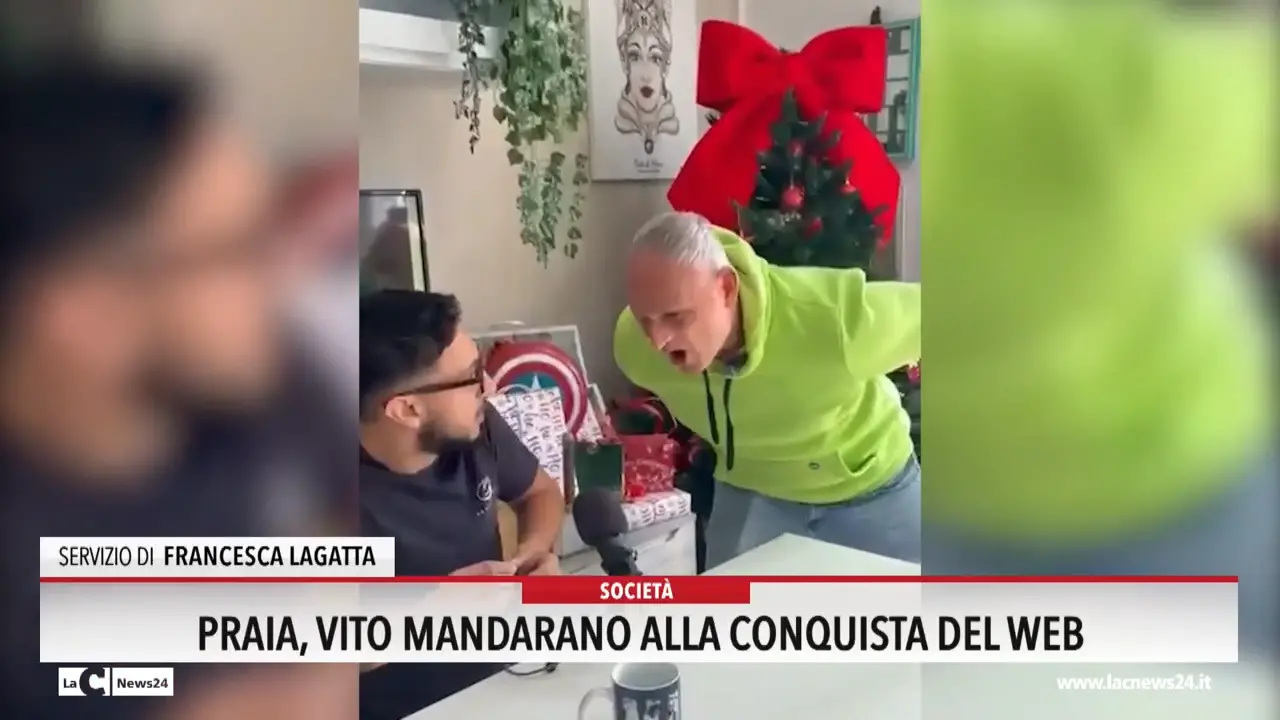 Praia, Vito Mandarano alla conquista del web