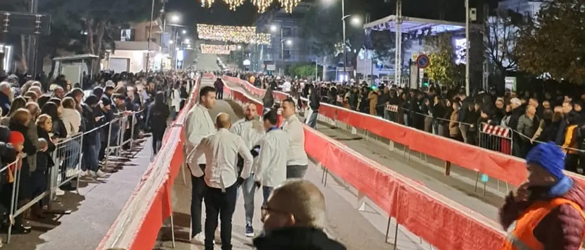 “Torrone da Record”, mercatini di Natale e artisti di strada\u00A0a Marina di Gioiosa Ionica\n