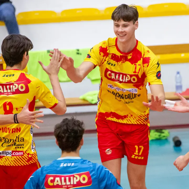 Volley, impresa Tonno Callipo: al PalaValentia cade anche la vice capolista Corigliano\n