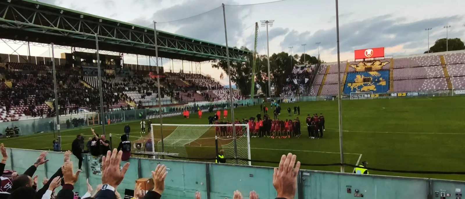 Poker Reggina: quando la maglia chiama Reggio risponde\n