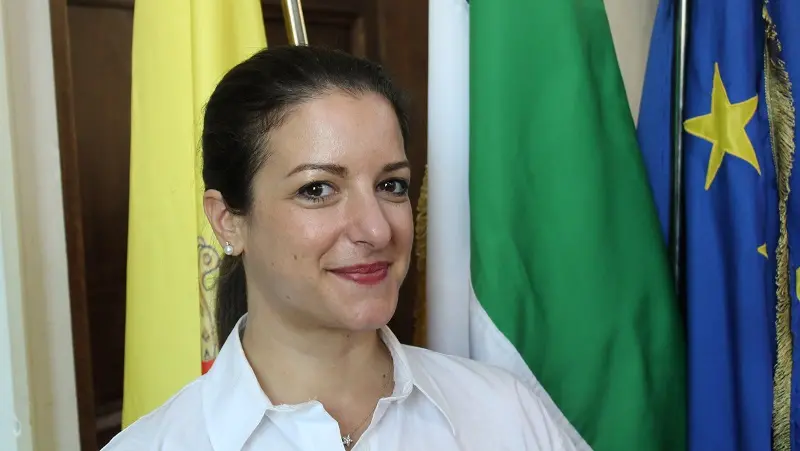 Rifiuti,\u00A0Colosimo: «Risultati importanti per Catanzaro ma dobbiamo differenziare meglio. L’impianto di Alli priorità strategica»\n